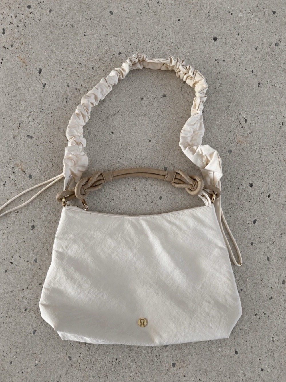 Lululemon Convertible Ruched Crossbody Bag 6.5L NEW Light Ivory/Wacky Khaki/Gold